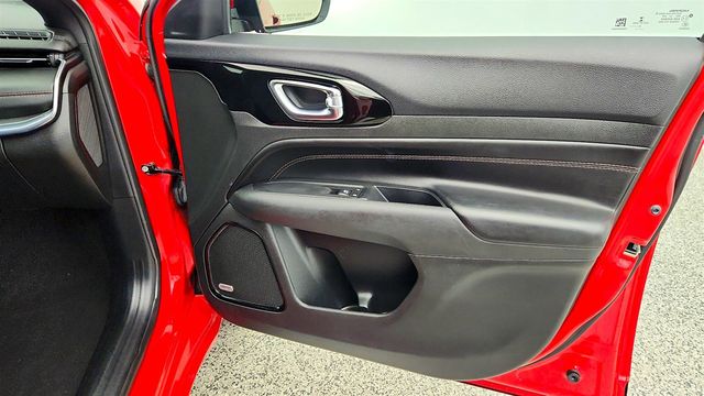 2022 Jeep Compass (RED) Edition 4x4 w/ Panoramic Sunroof & Alpine Audio - 23073896 - 26