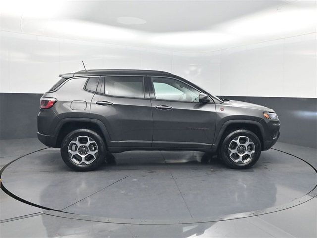 2022 Jeep Compass Trailhawk 4x4 - 22935717 - 35