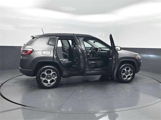 2022 Jeep Compass Trailhawk 4x4 - 22935717 - 39