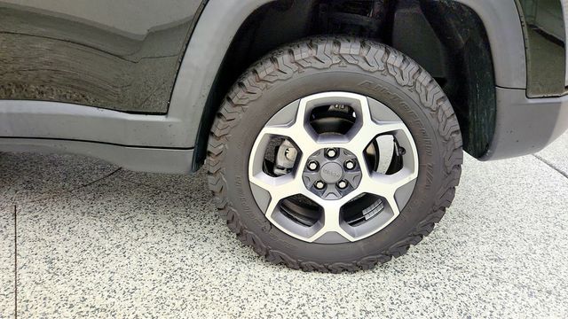 2022 Jeep Compass Trailhawk 4x4 w/ Elite Group & Sun and Sound Pkg - 23084039 - 8