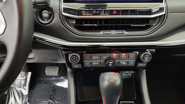 2022 Jeep Compass Trailhawk 4x4 w/ Sun and Sound Group - 23083013 - 16