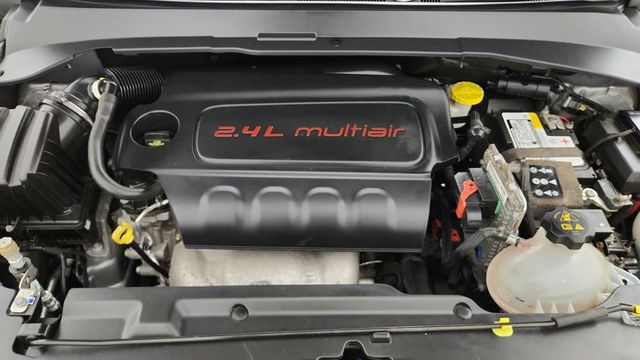 2022 Jeep Compass Trailhawk 4x4 w/ Sun and Sound Group - 23083013 - 26