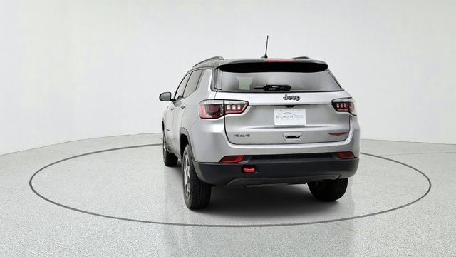 2022 Jeep Compass Trailhawk 4x4 w/ Sun and Sound Group - 23083013 - 5