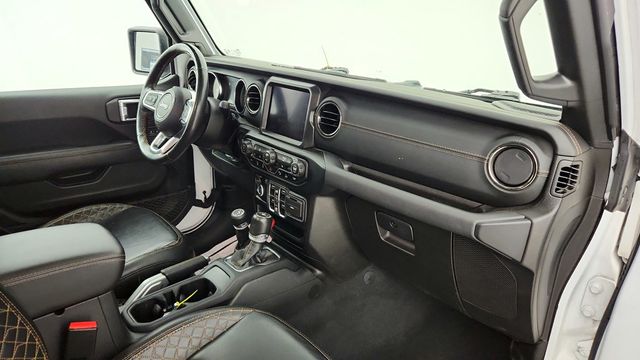 2022 Jeep Gladiator High Altitude 4x4 with Cold Weather Group & Trailer-Tow Package - 22947895 - 24