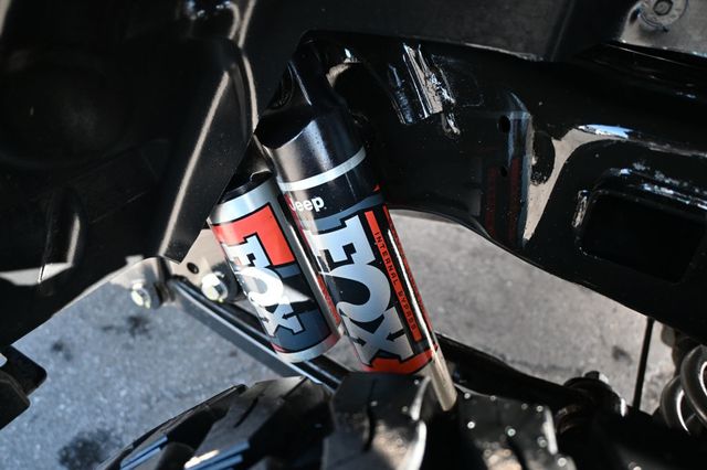 2022 Jeep Gladiator Mojave 4X4 FOX Shocks w/Reservoir 17" TIS Wheels 37" MT Tires - 22997662 - 9