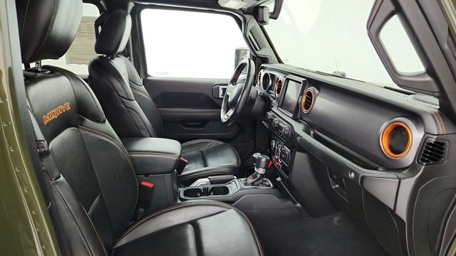 2022 Jeep Gladiator Mojave 4x4 with Hard Top, Leather Seats & Premium LED Lighting - 22942610 - 25