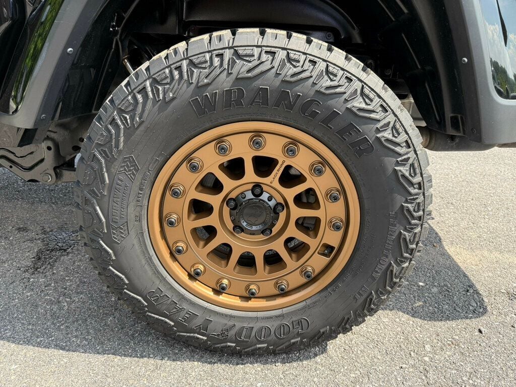 2022 Jeep Gladiator Overland photo 13