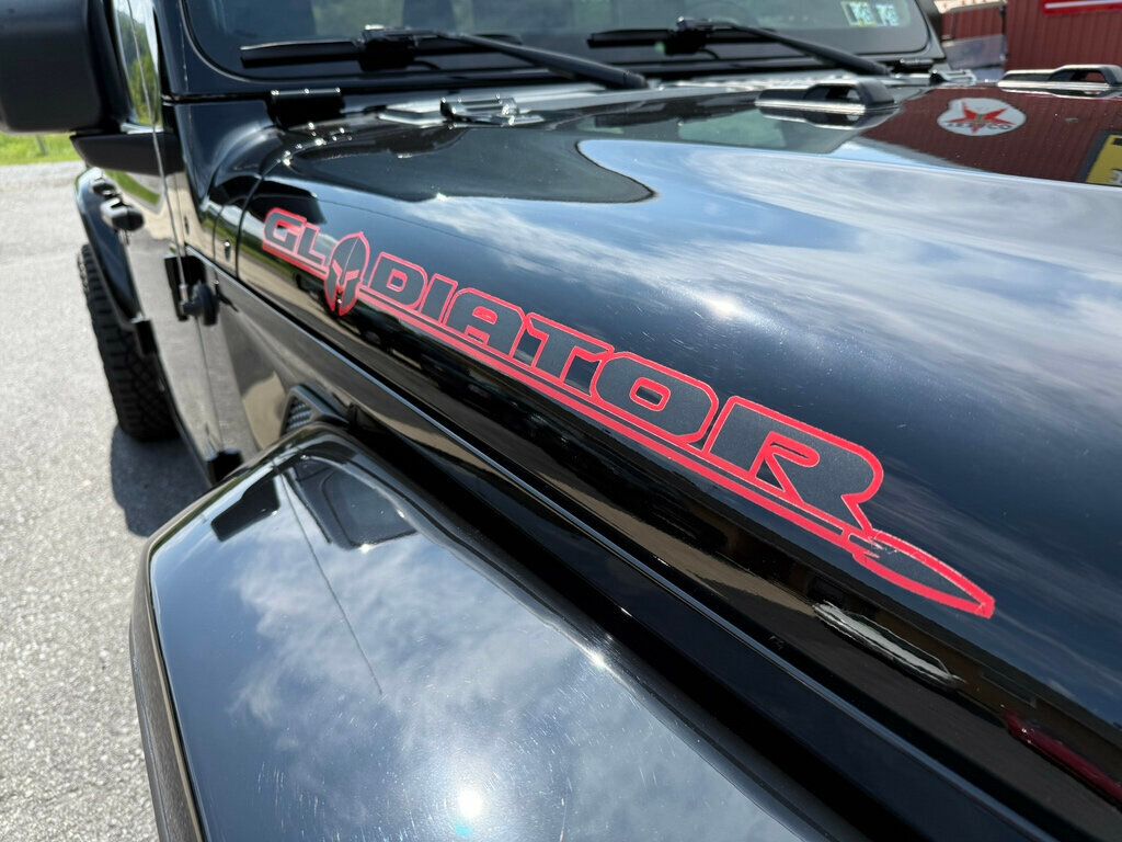2022 Jeep Gladiator Overland photo 16