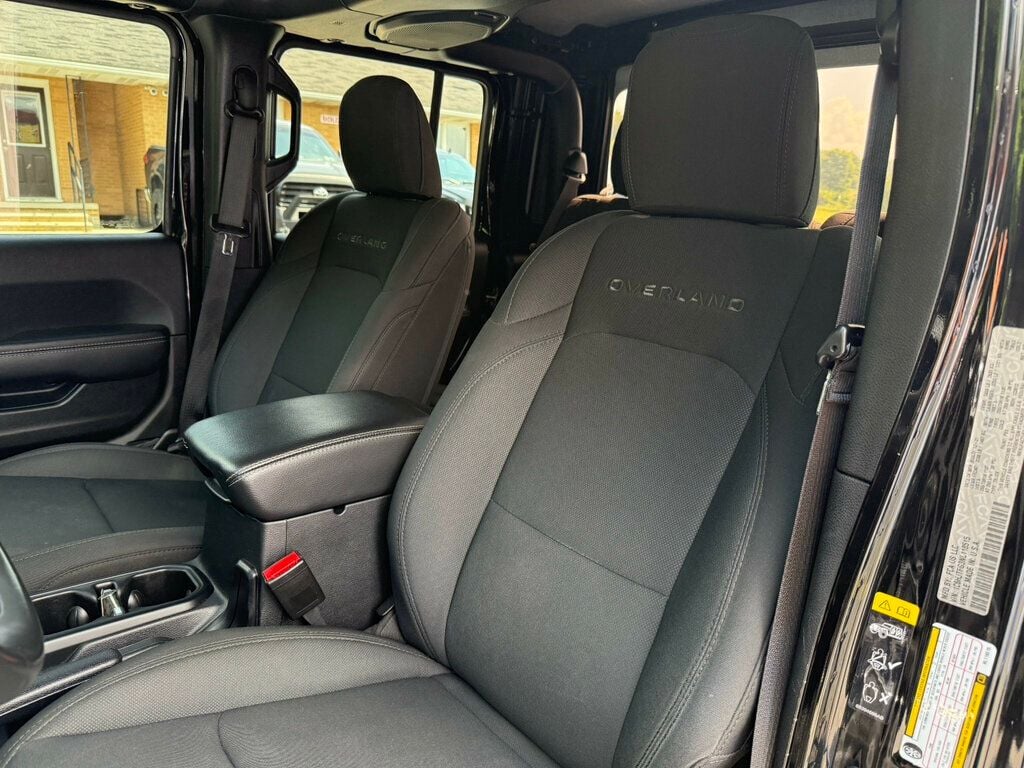 2022 Jeep Gladiator Overland photo 22