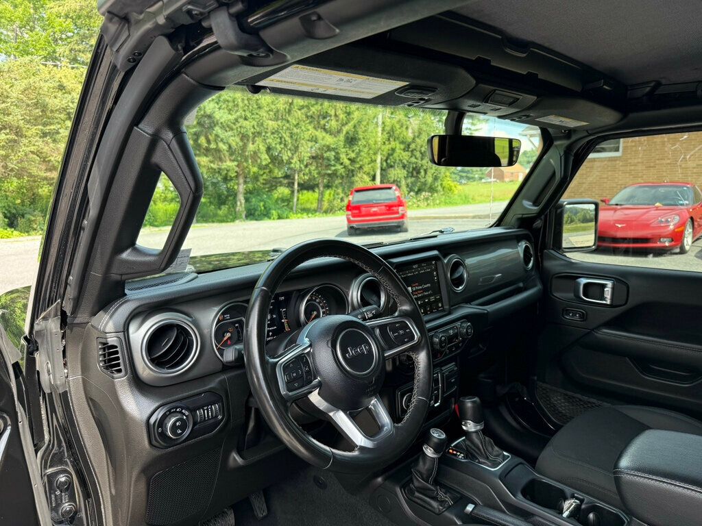 2022 Jeep Gladiator Overland photo 26