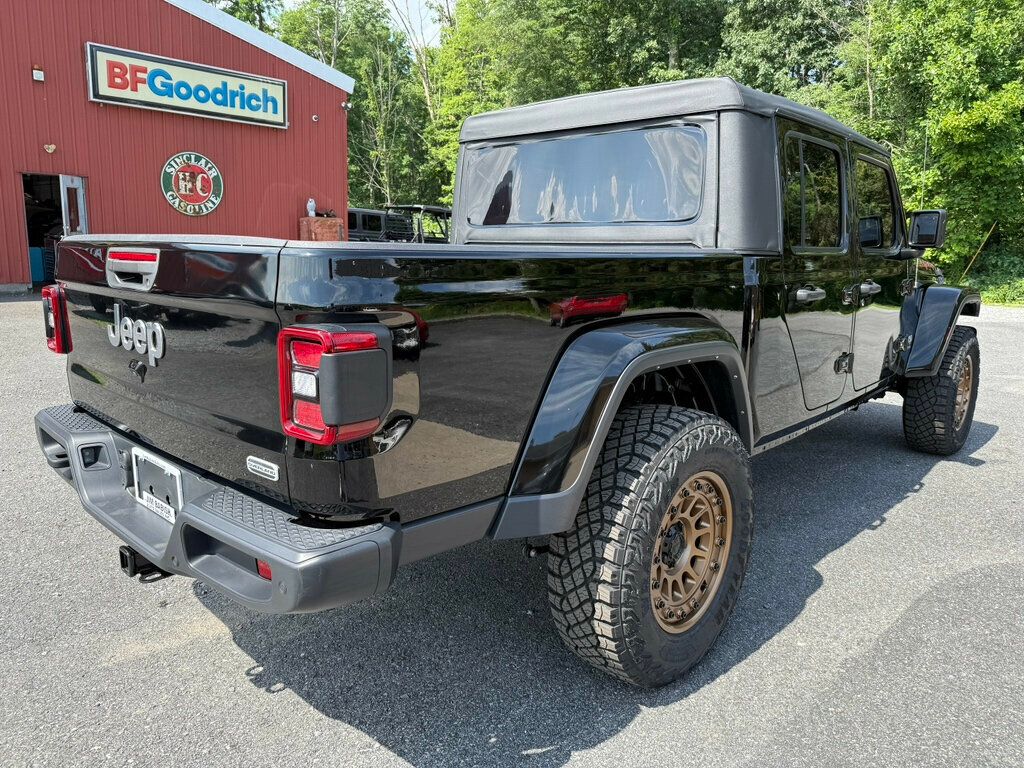 2022 Jeep Gladiator Overland photo 3
