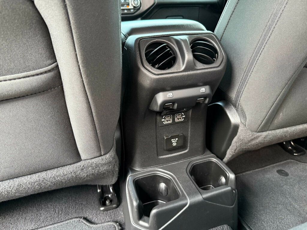 2022 Jeep Gladiator Overland photo 40