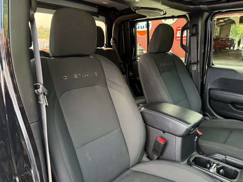 2022 Jeep Gladiator Overland photo 48