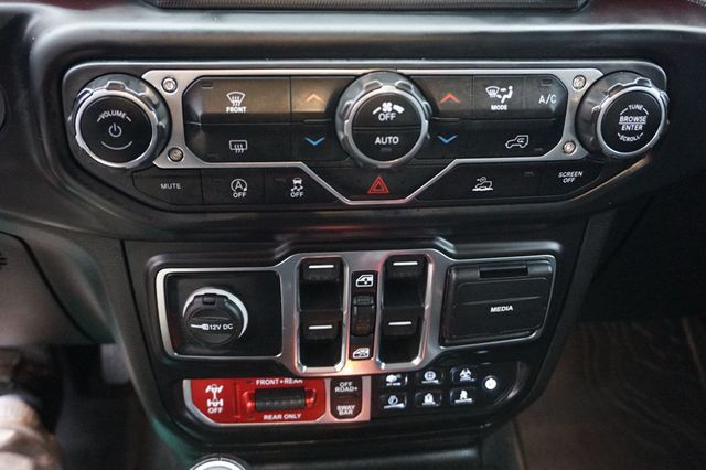 2022 Jeep Gladiator RUBICON, 4X4, PREMIUM WHEELS, ALL TERRAIN TIRES, LIFTED - 22964116 - 38