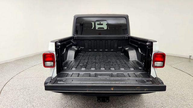 2022 Jeep Gladiator Rubicon 4x4 w/ Auto, Cold Weather Group & Trailer Tow - 23057872 - 20