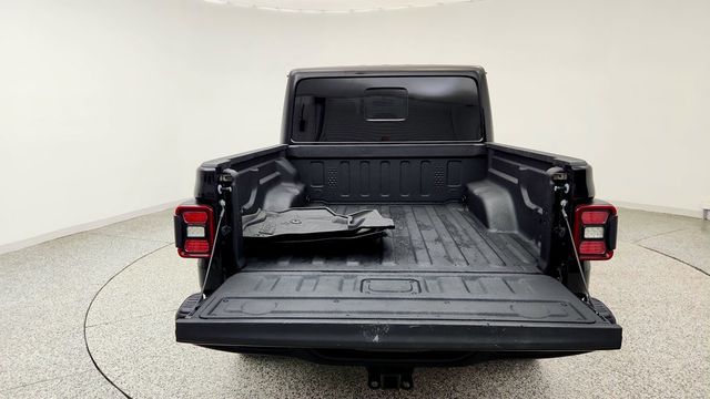 2022 Jeep Gladiator Rubicon 4x4 w/Hard Top, Leather, LED Lighting & Cold Weather Pkg - 23091331 - 21