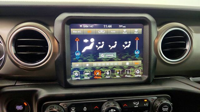 2022 Jeep Gladiator Rubicon 4x4 w/ Leather Bucket Seats, Hard Top & LED Lighting Pkg - 23014773 - 17