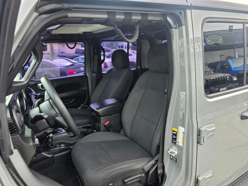 2022 Jeep Gladiator Sport - 22974402 - 13