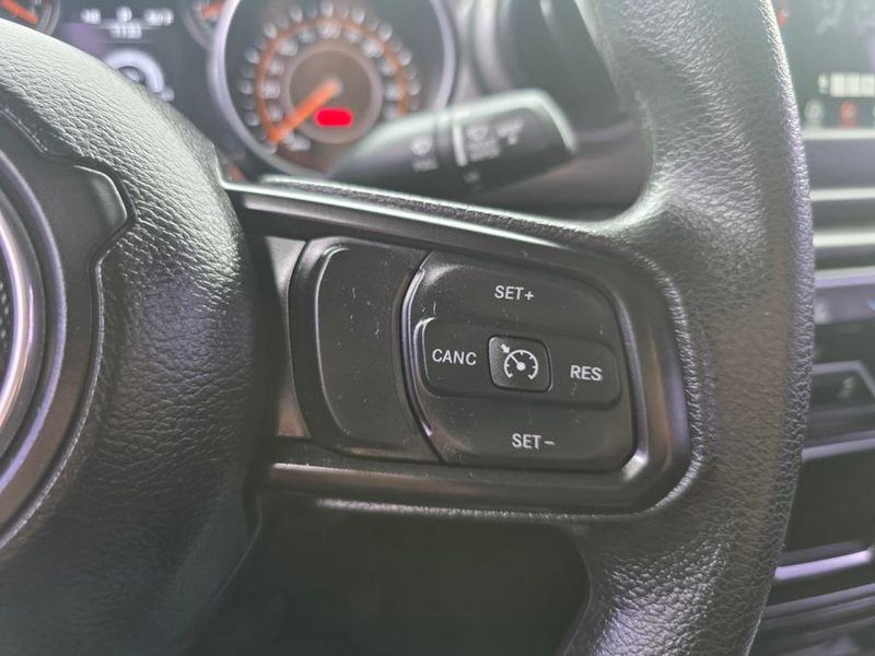 2022 Jeep Gladiator Sport - 22974402 - 16