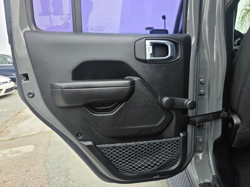 2022 Jeep Gladiator Sport - 22974402 - 22