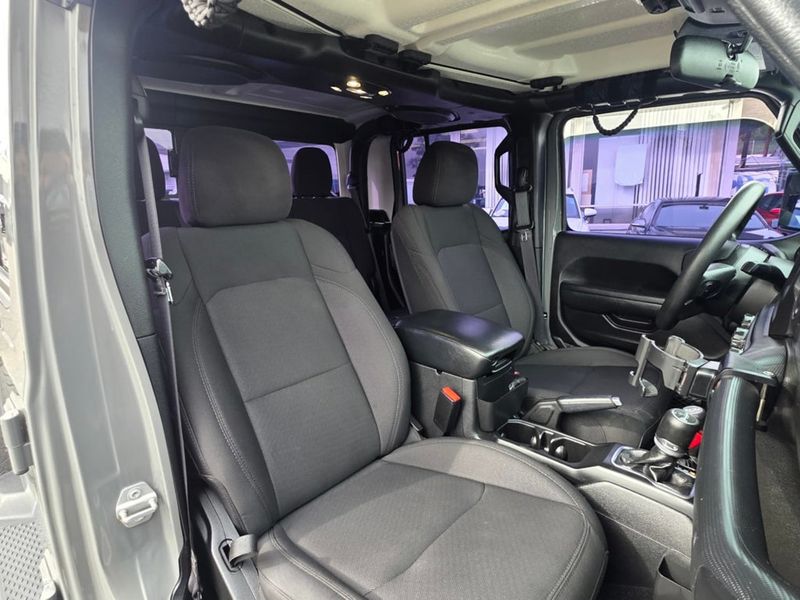 2022 Jeep Gladiator Sport - 22974402 - 26