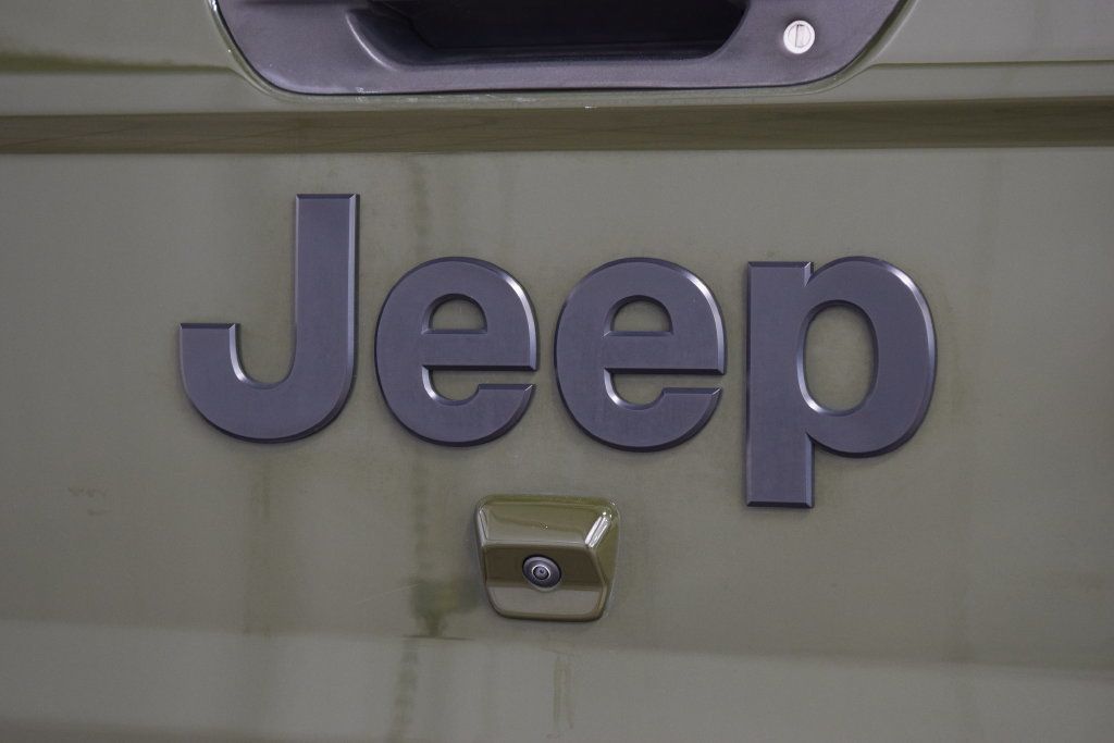 2022 Jeep Gladiator Sport 4x4 - 23091881 - 17