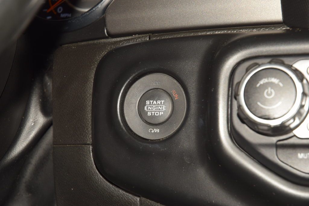 2022 Jeep Gladiator Sport Hard Top - 23091881 - 28