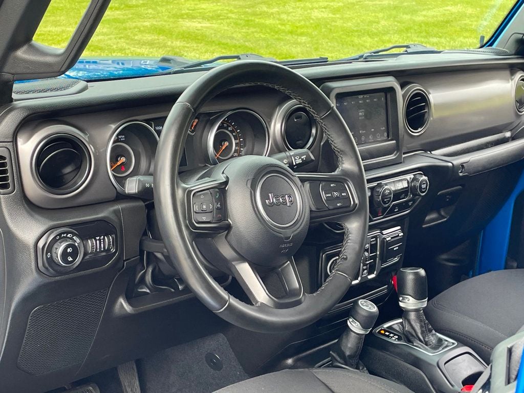 2022 Jeep Gladiator Willys 4x4 - 23024831 - 13
