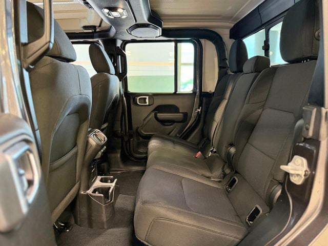 2022 Jeep Gladiator Willys 4x4 - 23063277 - 10