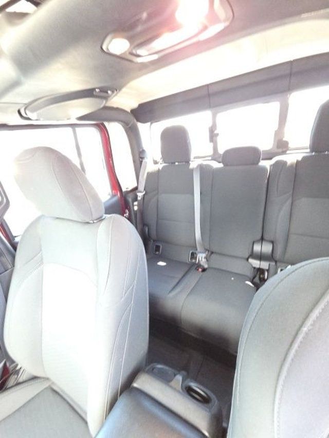2022 Jeep Gladiator Willys 4x4 - 23005554 - 13