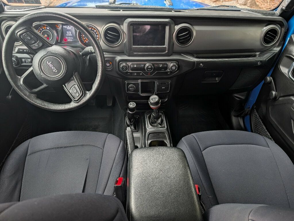 2022 Jeep Gladiator Willys Sport 4x4 - 22944775 - 19