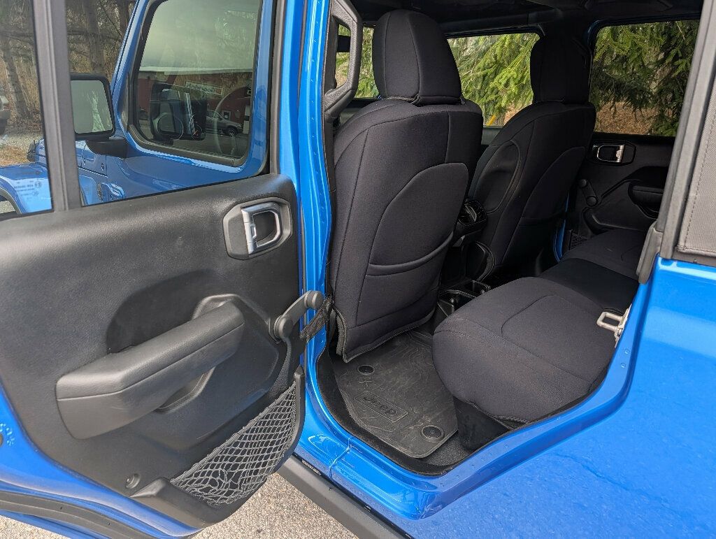 2022 Jeep Gladiator Willys Sport 4x4 - 22944775 - 21