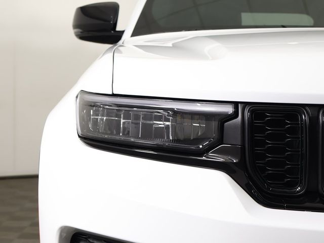 2022 Jeep Grand Cherokee Altitude 4x4 - 22960873 - 11