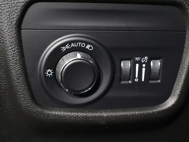 2022 Jeep Grand Cherokee Altitude 4x4 - 22960873 - 37