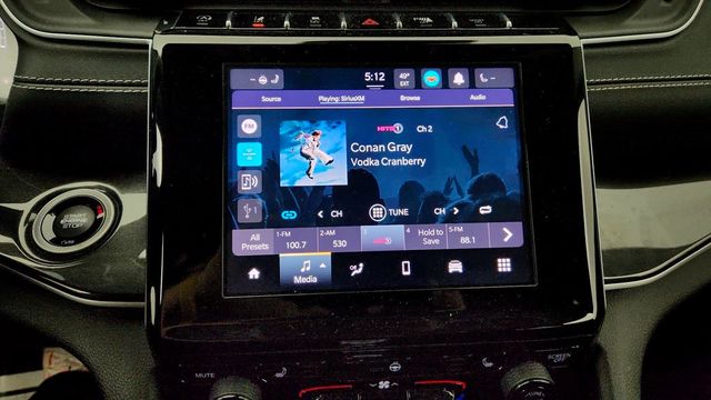 2022 Jeep Grand Cherokee Laredo 4x2 - 22946742 - 19