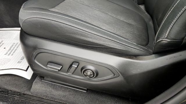 2022 Jeep Grand Cherokee Laredo 4x2 - 22946742 - 22