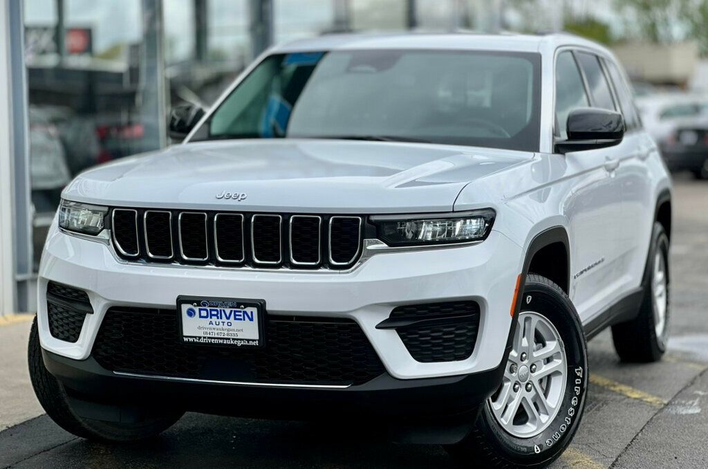 2022 Jeep Grand Cherokee Laredo 4x4 - 22844069 - 0