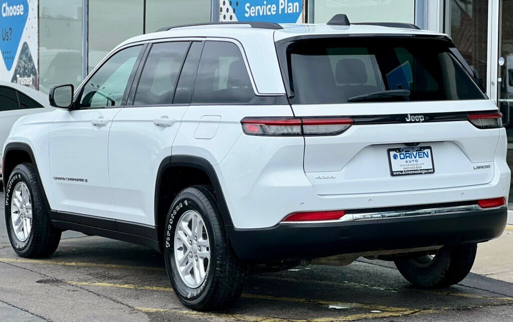 2022 Jeep Grand Cherokee Laredo 4x4 - 22844069 - 2