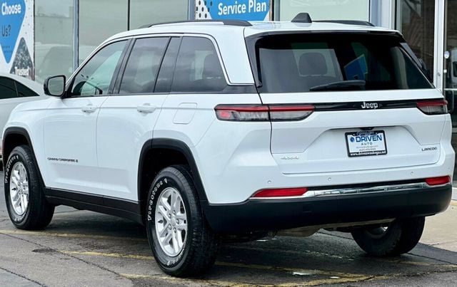 2022 Jeep Grand Cherokee Laredo 4x4 - 22844069 - 2