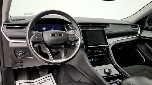 2022 Jeep Grand Cherokee Laredo with Luxury Tech Group I - 22946742 - 10