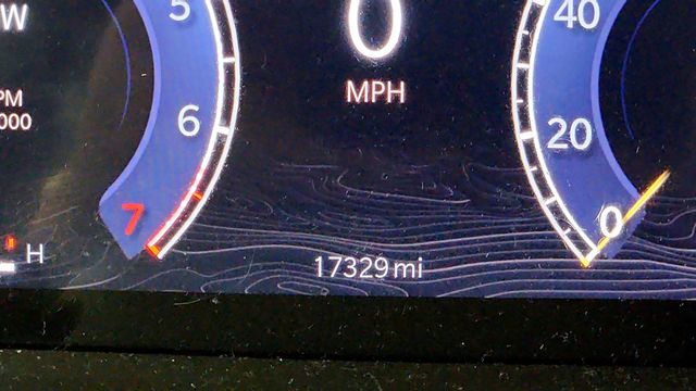 2022 Jeep Grand Cherokee Laredo with Luxury Tech Group I - 22946742 - 13