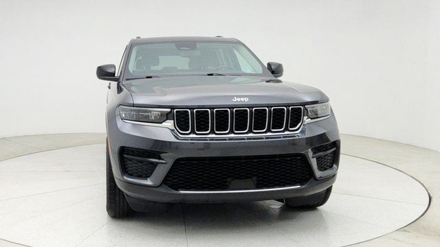 2022 Jeep Grand Cherokee Laredo with Luxury Tech Group I - 22946742 - 1