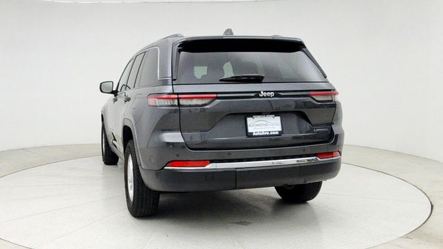 2022 Jeep Grand Cherokee Laredo with Luxury Tech Group I - 22946742 - 5