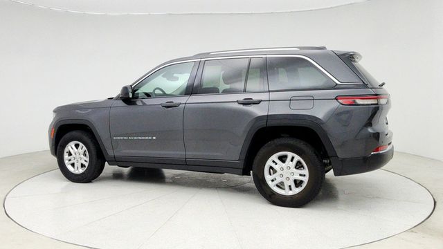 2022 Jeep Grand Cherokee Laredo with Luxury Tech Group I - 22946742 - 6