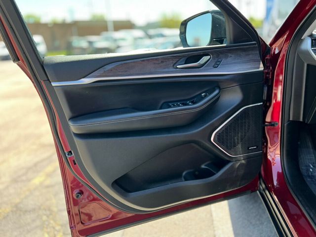 2022 Jeep Grand Cherokee Limited 4x4 - 22843075 - 13