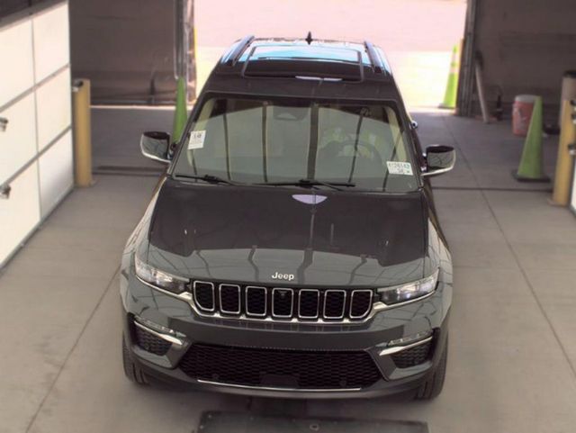 2022 Jeep Grand Cherokee Limited 4x4 - 23035730 - 2