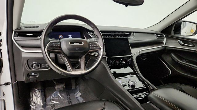 2022 Jeep Grand Cherokee Limited 4x4 w/ 10.1'' Touch Nav. & Dual-Pane Panoramic Sunroof - 22948567 - 12