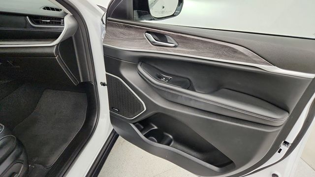 2022 Jeep Grand Cherokee Limited 4x4 w/ 10.1'' Touch Nav. & Dual-Pane Panoramic Sunroof - 22948567 - 25