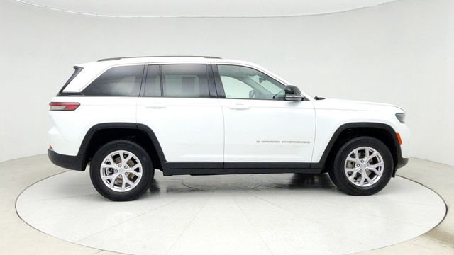 2022 Jeep Grand Cherokee Limited 4x4 w/ 10.1'' Touch Nav. & Dual-Pane Panoramic Sunroof - 22948567 - 3