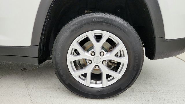 2022 Jeep Grand Cherokee Limited 4x4 w/ 10.1'' Touch Nav. & Dual-Pane Panoramic Sunroof - 22948567 - 8